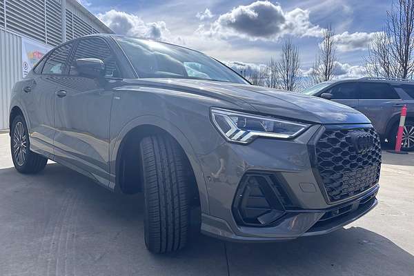 2025 Audi Q3 35 TFSI S line edition F3
