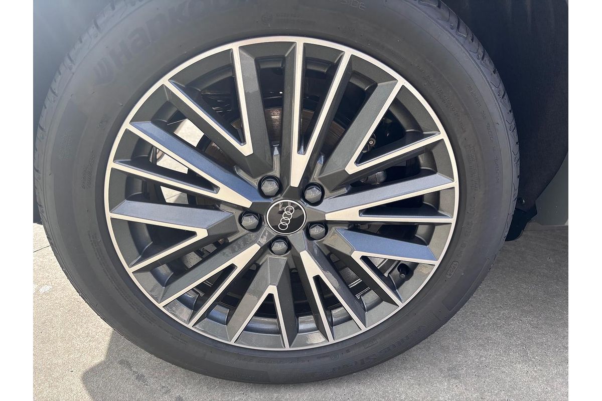 2025 Audi Q3 35 TFSI S line edition F3