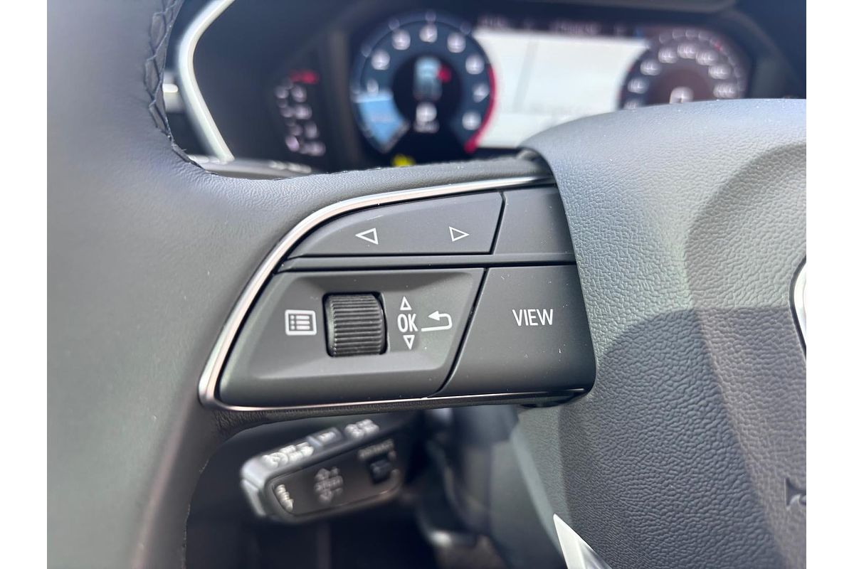 2025 Audi Q3 35 TFSI S line edition F3