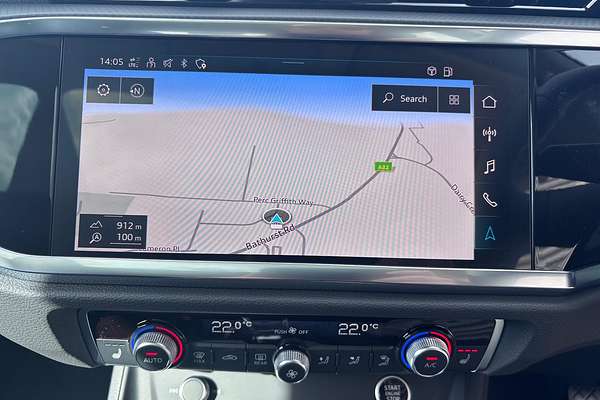 2025 Audi Q3 35 TFSI S line edition F3