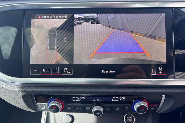 2025 Audi Q3 35 TFSI S line edition F3