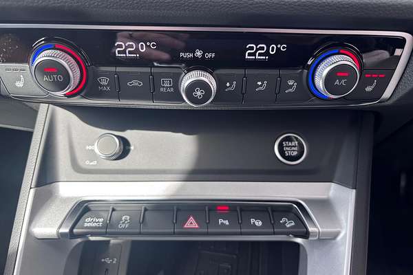 2025 Audi Q3 35 TFSI S line edition F3