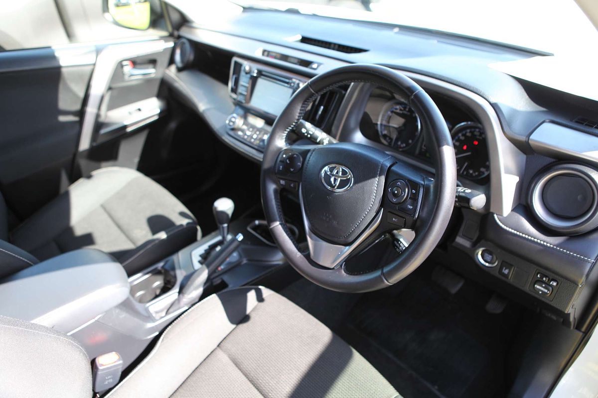 2016 Toyota RAV4 GXL ZSA42R