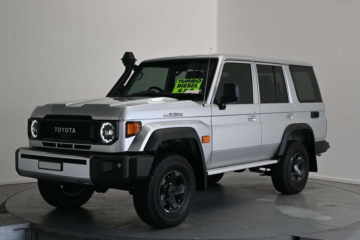2024 Toyota Landcruiser GXL VDJL76R