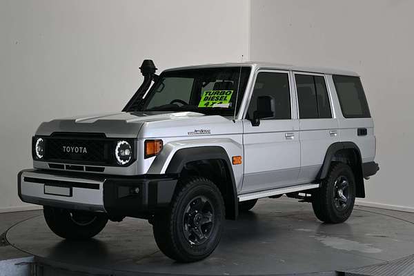 2024 Toyota Landcruiser GXL VDJL76R