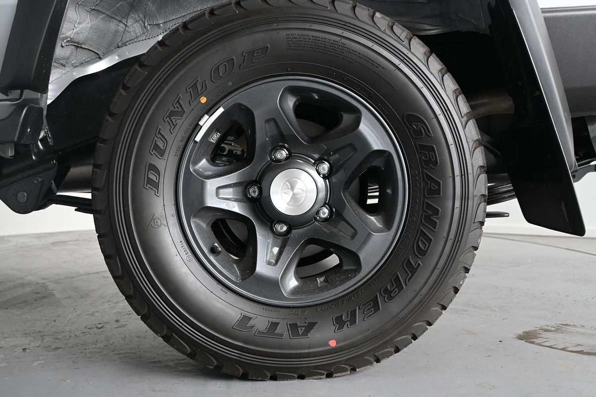 2024 Toyota Landcruiser GXL VDJL76R