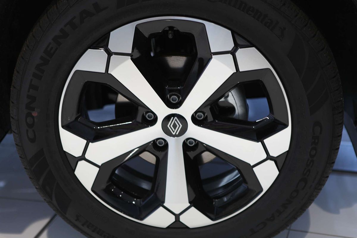 2025 Renault Duster Techno X1311