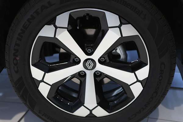 2025 Renault Duster Techno X1311