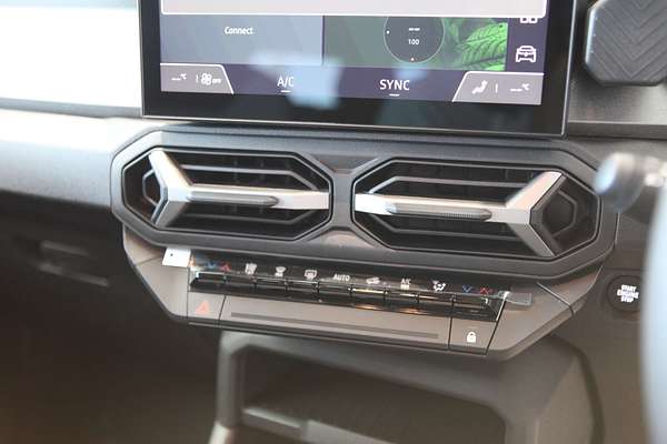 2025 Renault Duster Techno X1311