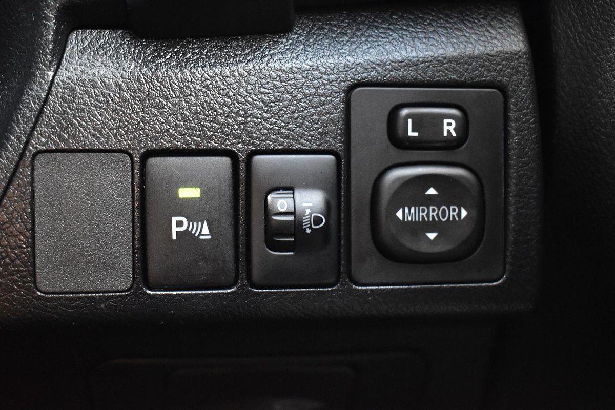 2017 Toyota Corolla Ascent Sport ZRE182R