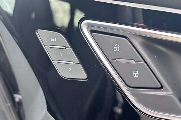 2024 Audi Q4 e-tron 55 F4