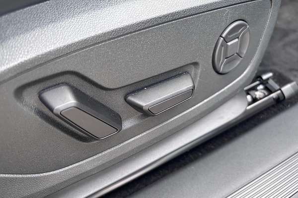 2024 Audi Q4 e-tron 55 F4