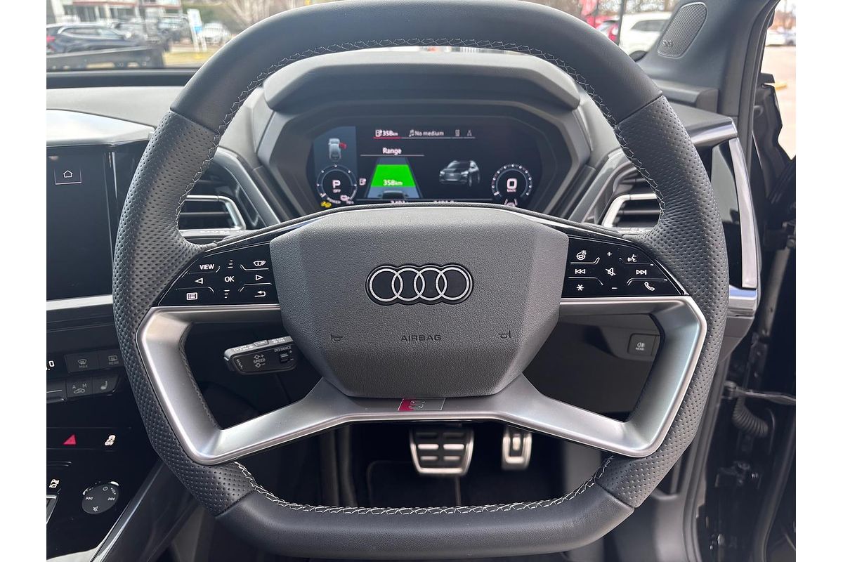 2024 Audi Q4 e-tron 55 F4
