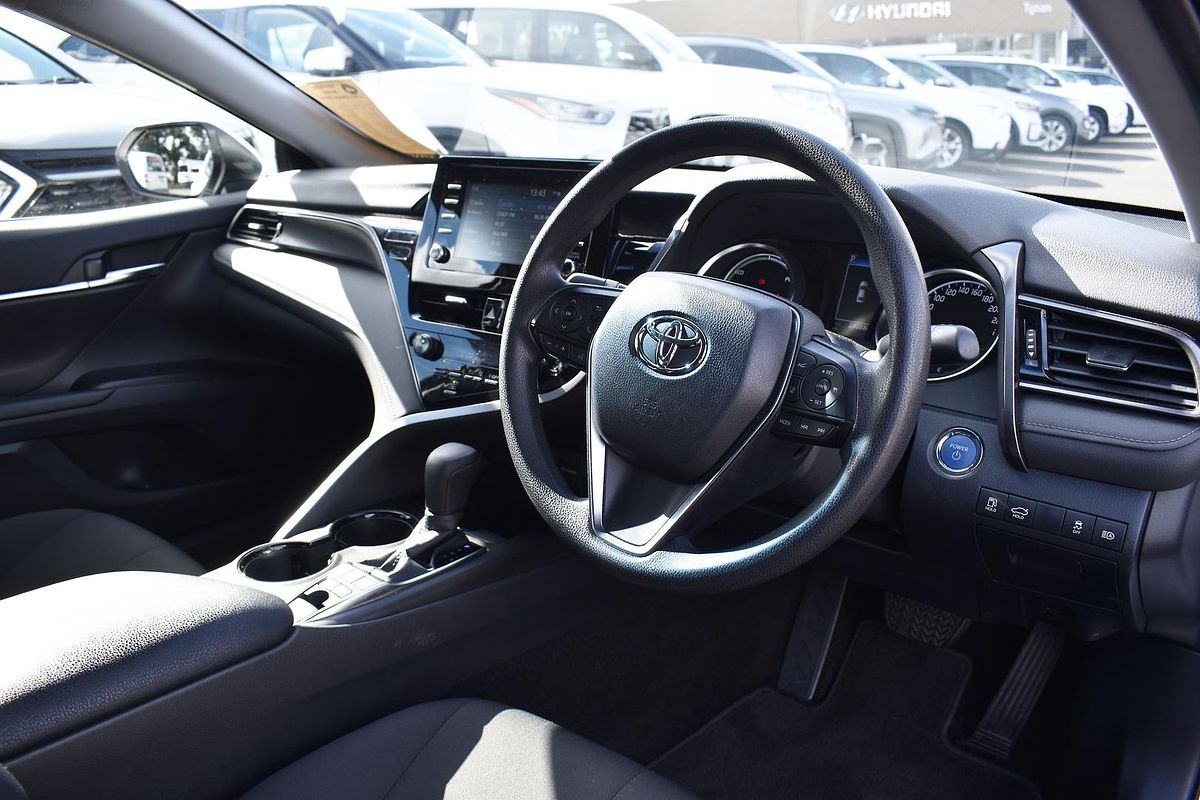 2024 Toyota Camry Ascent AXVH70R