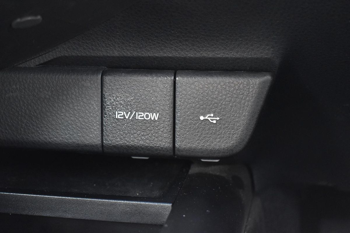2024 Toyota Camry Ascent AXVH70R