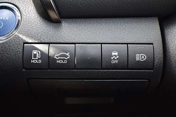 2024 Toyota Camry Ascent AXVH70R