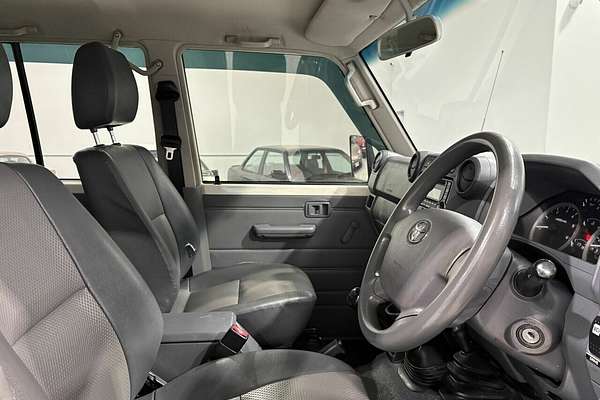 2014 Toyota Landcruiser Workmate VDJ76R