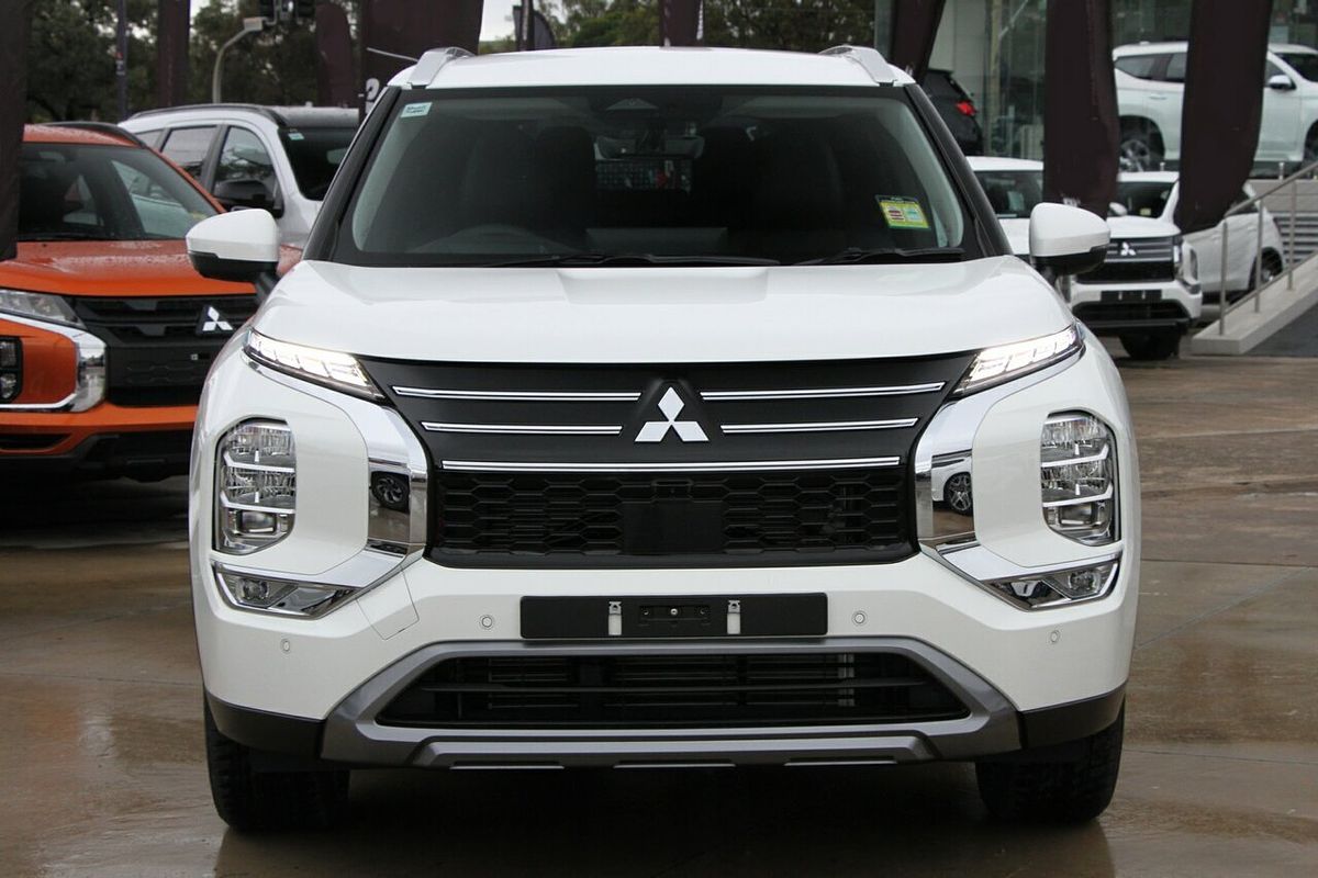 2025 Mitsubishi Outlander Aspire ZM