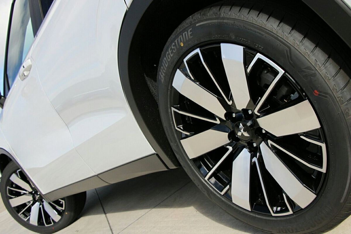 2025 Mitsubishi Outlander Aspire ZM