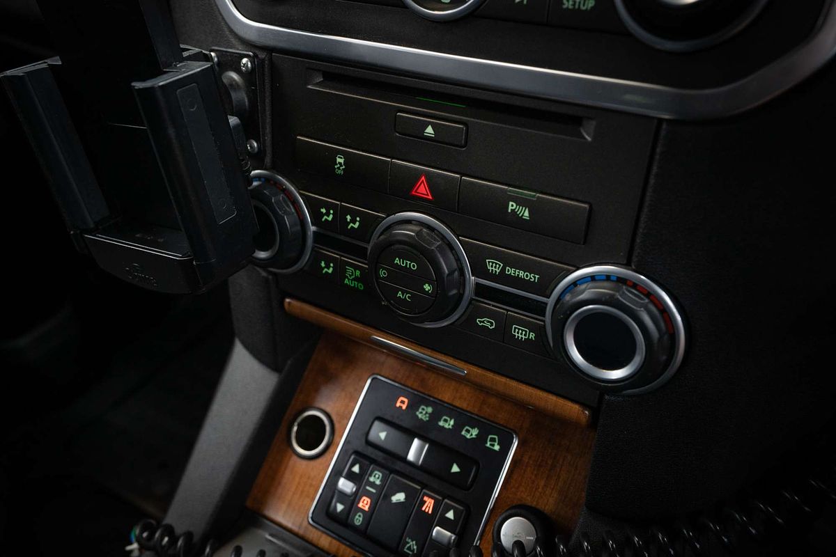 2014 Land Rover Discovery SDV6 HSE Series 4