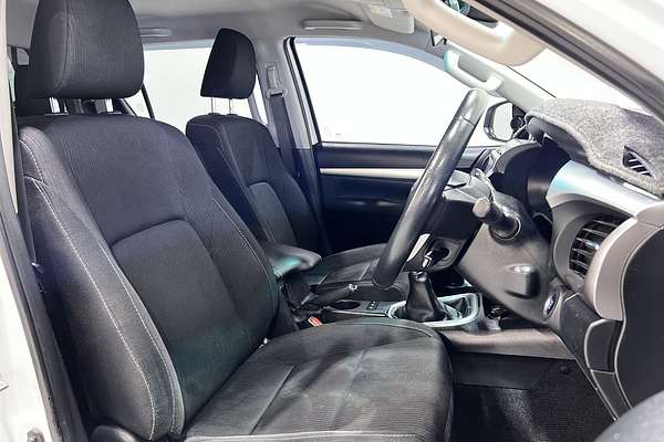 2019 Toyota Hilux SR5 GUN126R 4X4