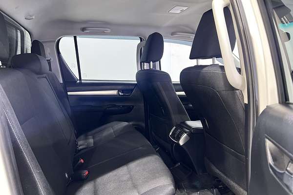 2019 Toyota Hilux SR5 GUN126R 4X4