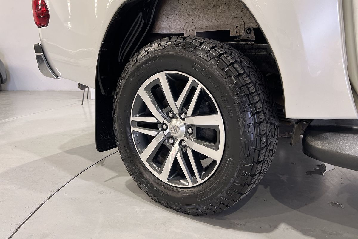 2019 Toyota Hilux SR5 GUN126R 4X4