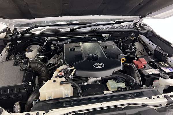 2019 Toyota Hilux SR5 GUN126R 4X4