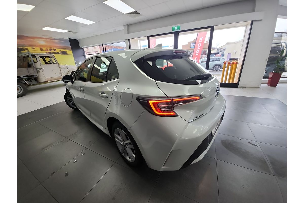 2022 Toyota Corolla Ascent Sport Hybrid ZWE211R