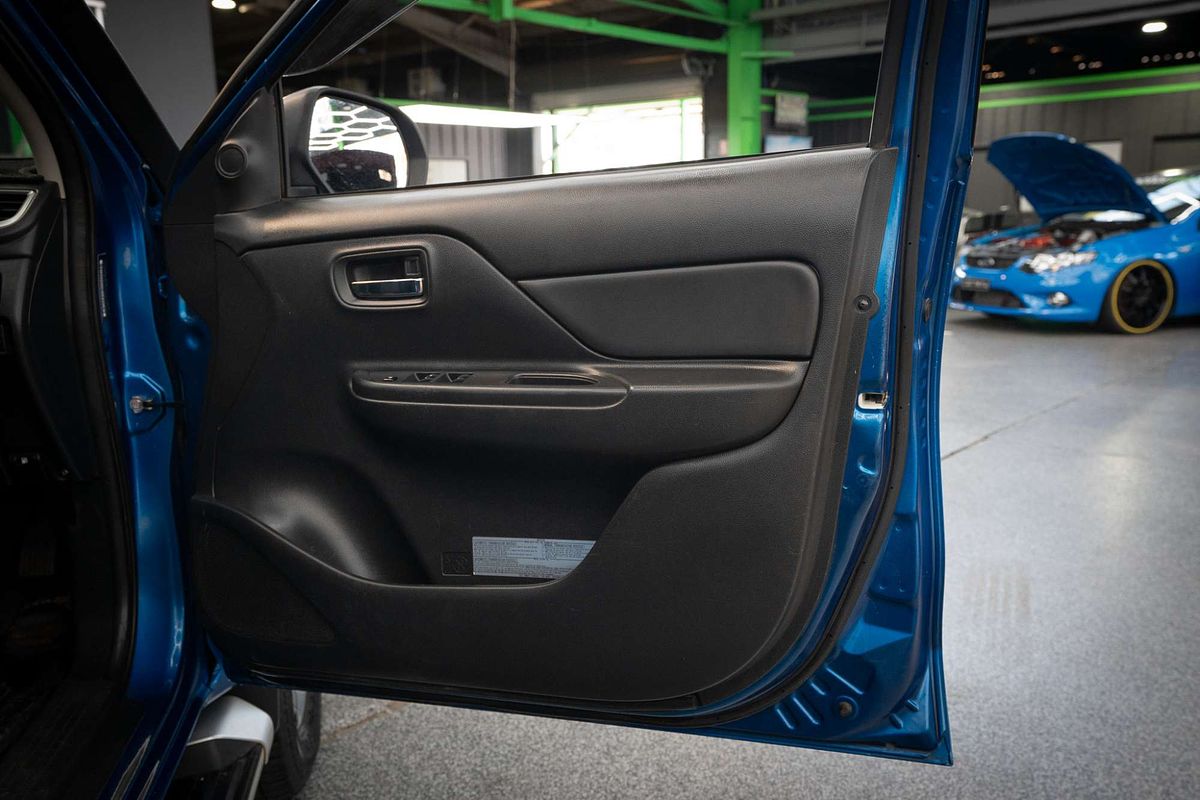 2021 Mitsubishi Triton GLX-R MR 4X4