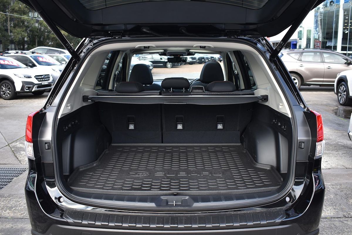 2025 Subaru Forester 2.5i Sport S5