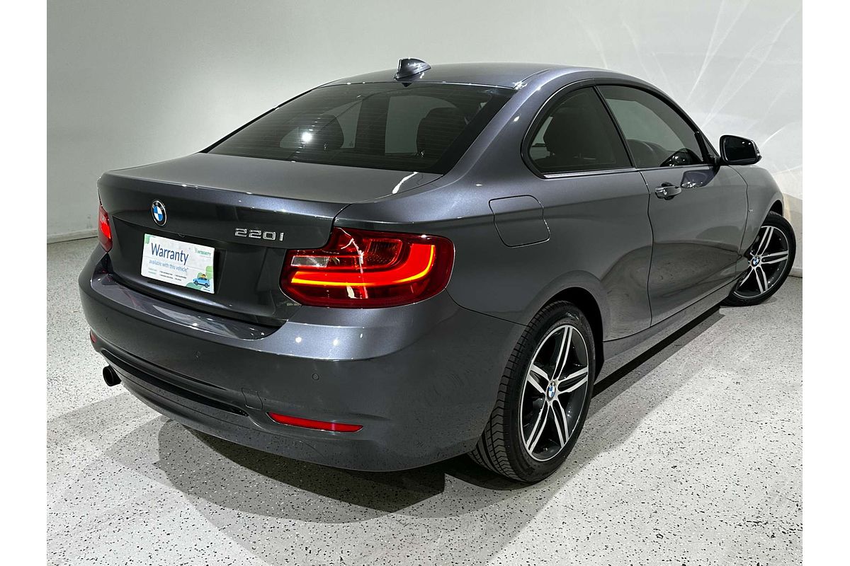 2015 BMW 2 Series 220i Sport Line F22