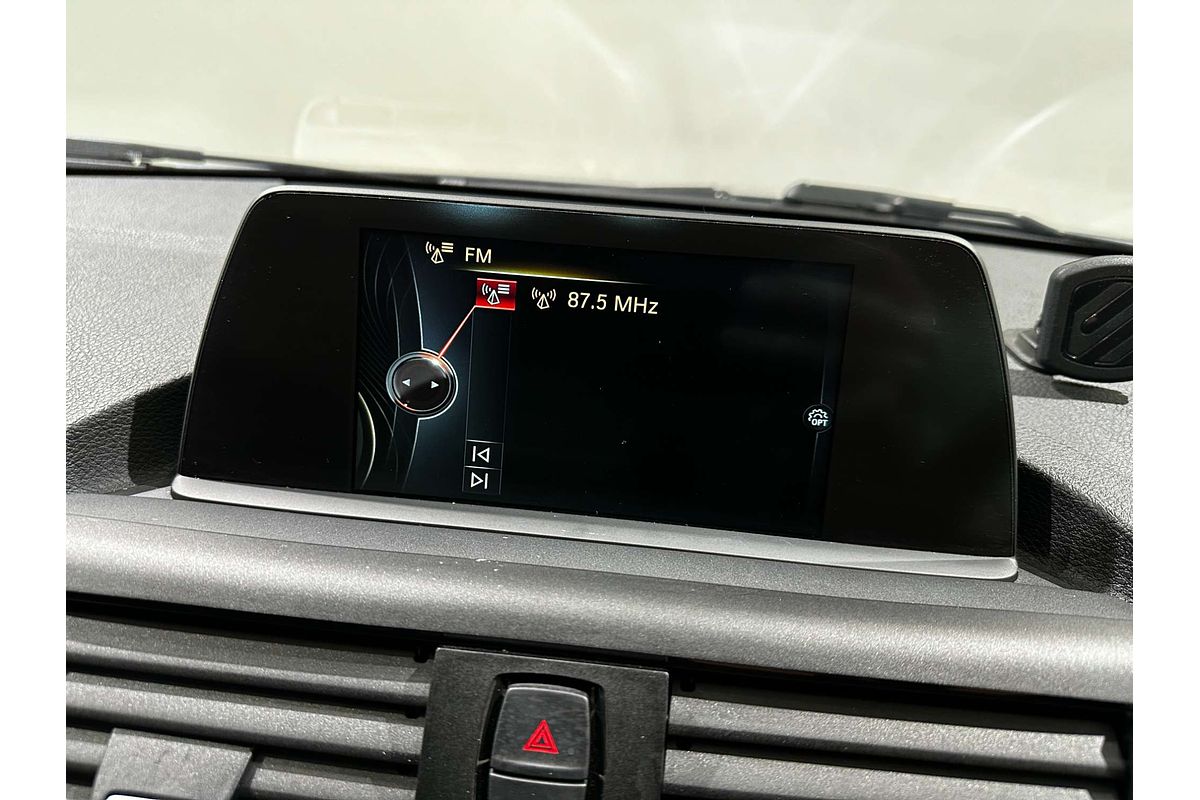 2015 BMW 2 Series 220i Sport Line F22