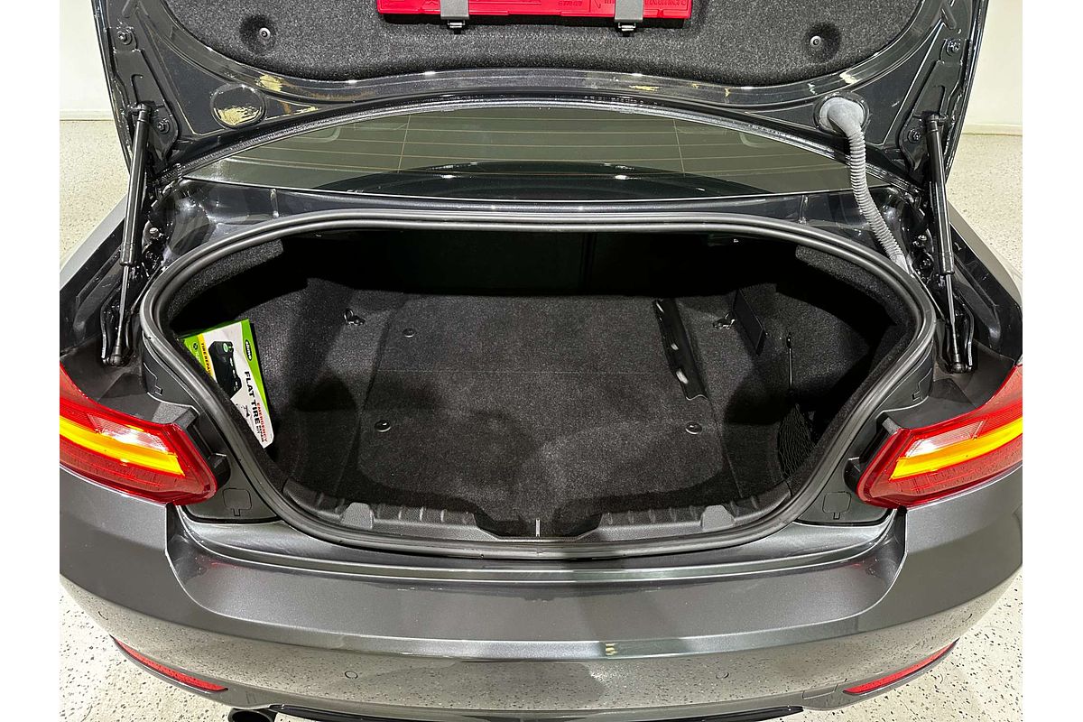 2015 BMW 2 Series 220i Sport Line F22