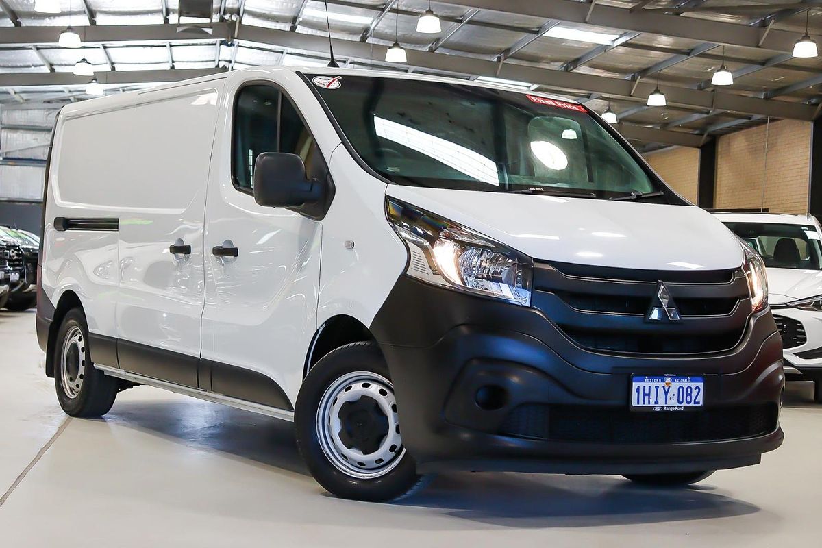 2020 Mitsubishi Express GLX SN LWB