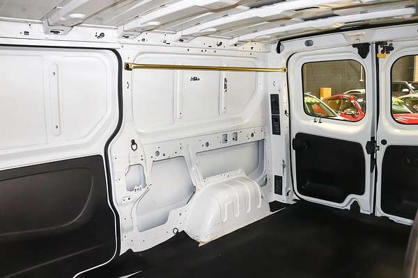 2020 Mitsubishi Express GLX SN LWB