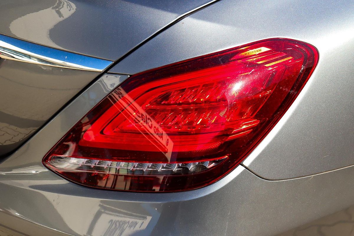 2019 Mercedes-Benz C-Class C300 W205