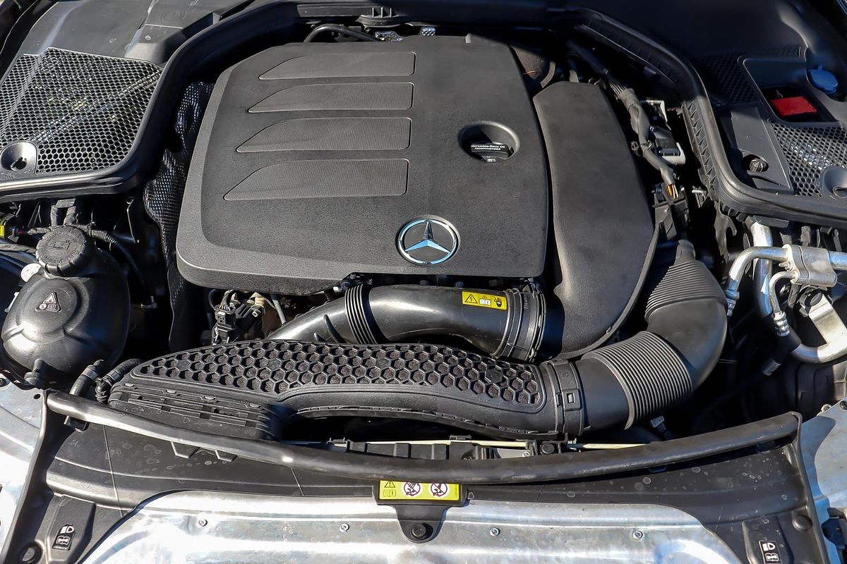 2019 Mercedes-Benz C-Class C300 W205