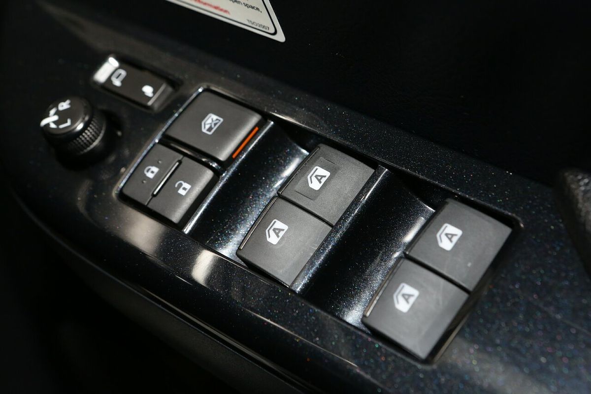 2022 Toyota Hilux SR5 GUN126R 4X4