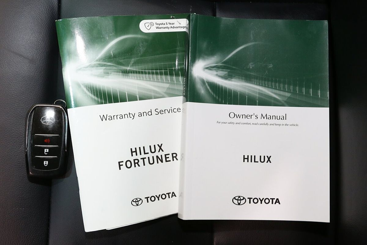 2022 Toyota Hilux SR5 GUN126R 4X4