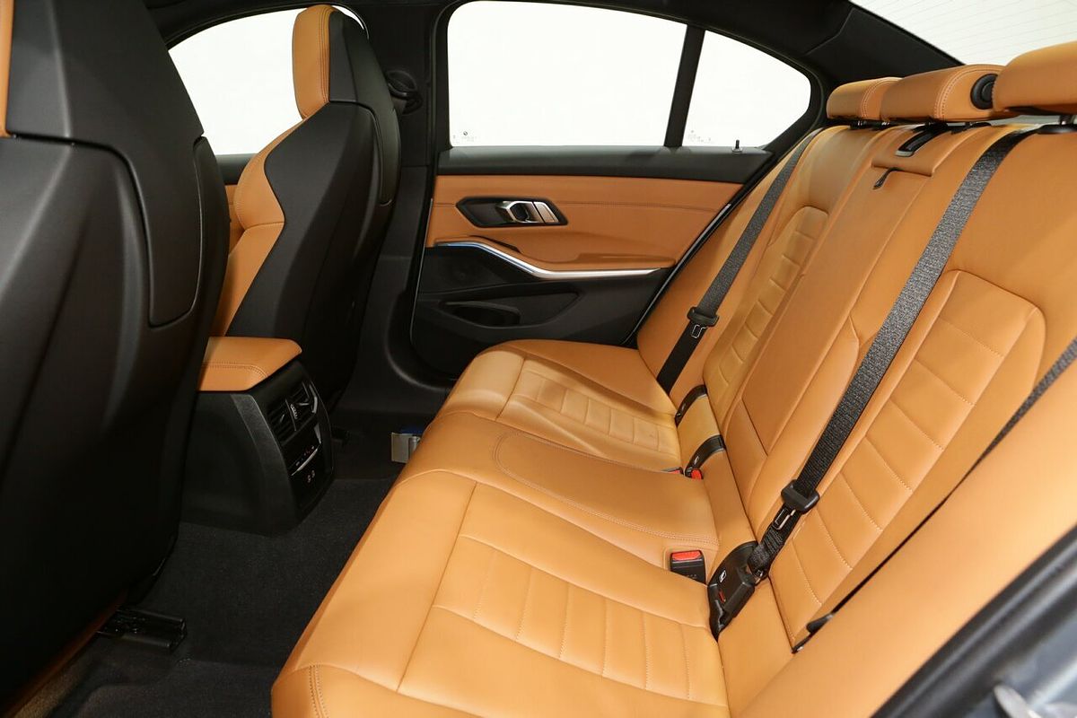 2024 BMW 3 Series 330i M Sport G20 LCI