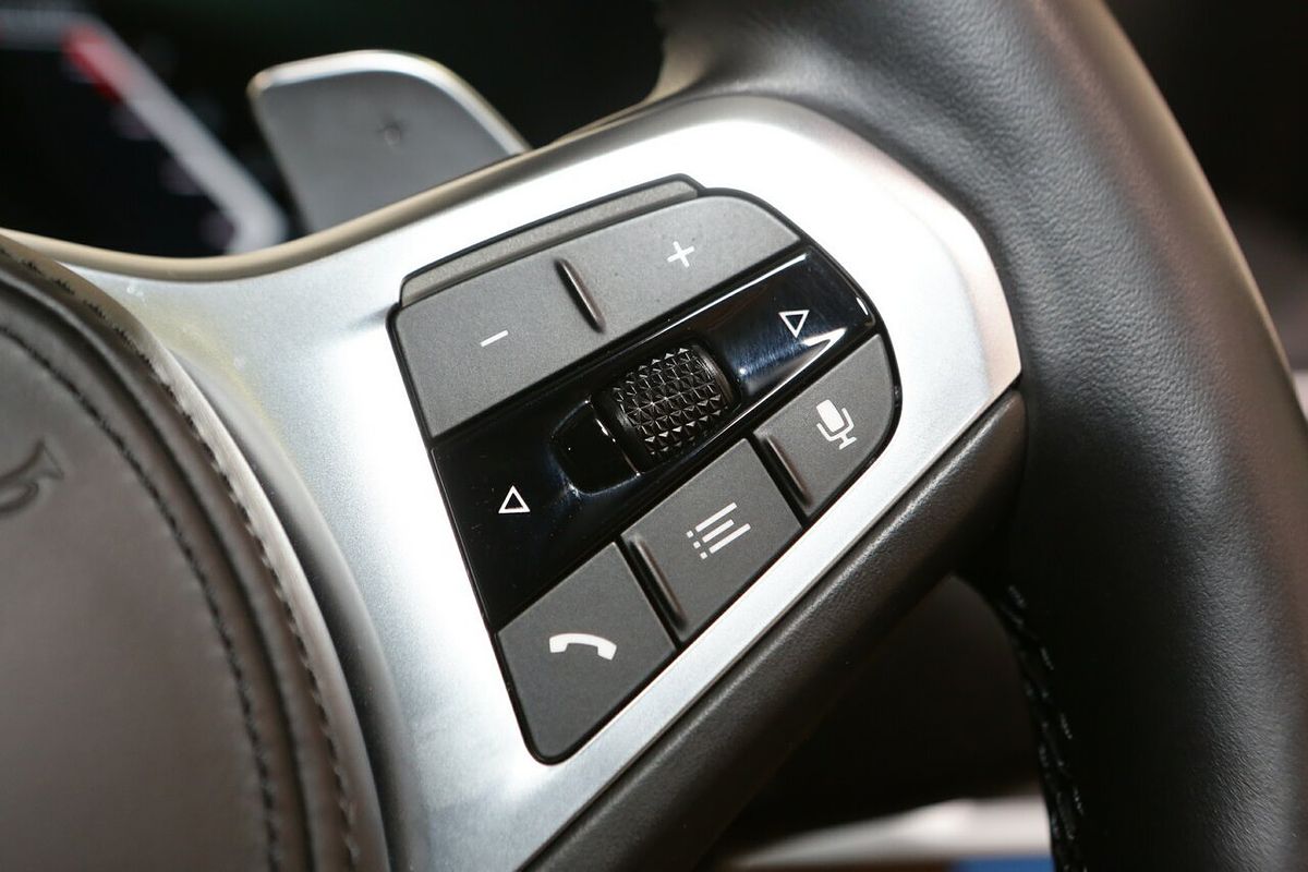 2024 BMW 3 Series 330i M Sport G20 LCI