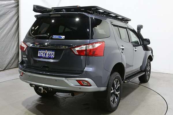 2020 Isuzu MU-X LS-T