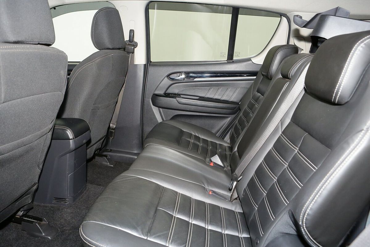 2020 Isuzu MU-X LS-T