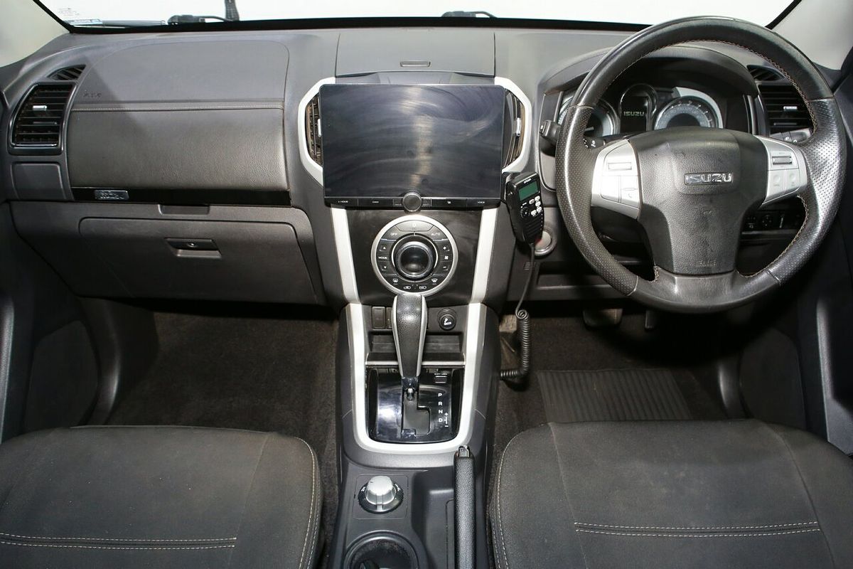 2020 Isuzu MU-X LS-T