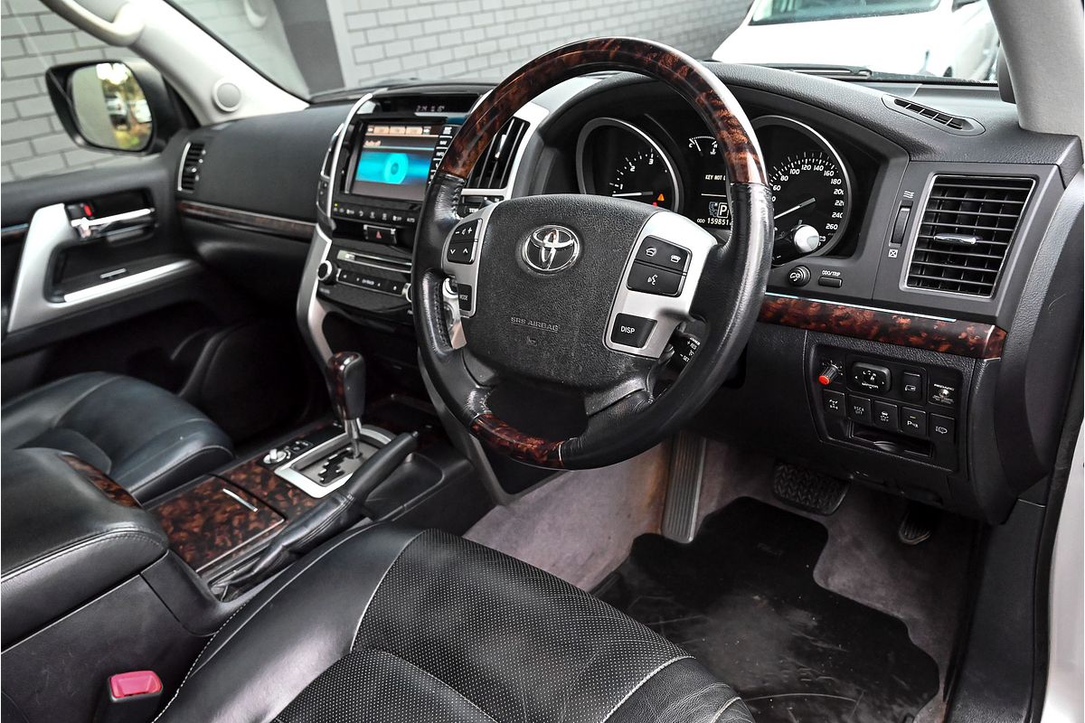2014 Toyota Landcruiser Sahara VDJ200R