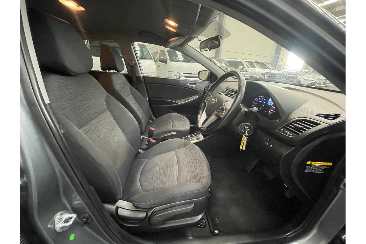 2017 Hyundai Accent Sport RB5