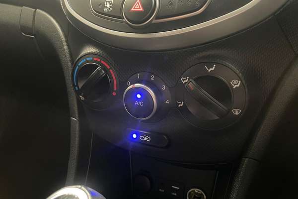 2017 Hyundai Accent Sport RB5