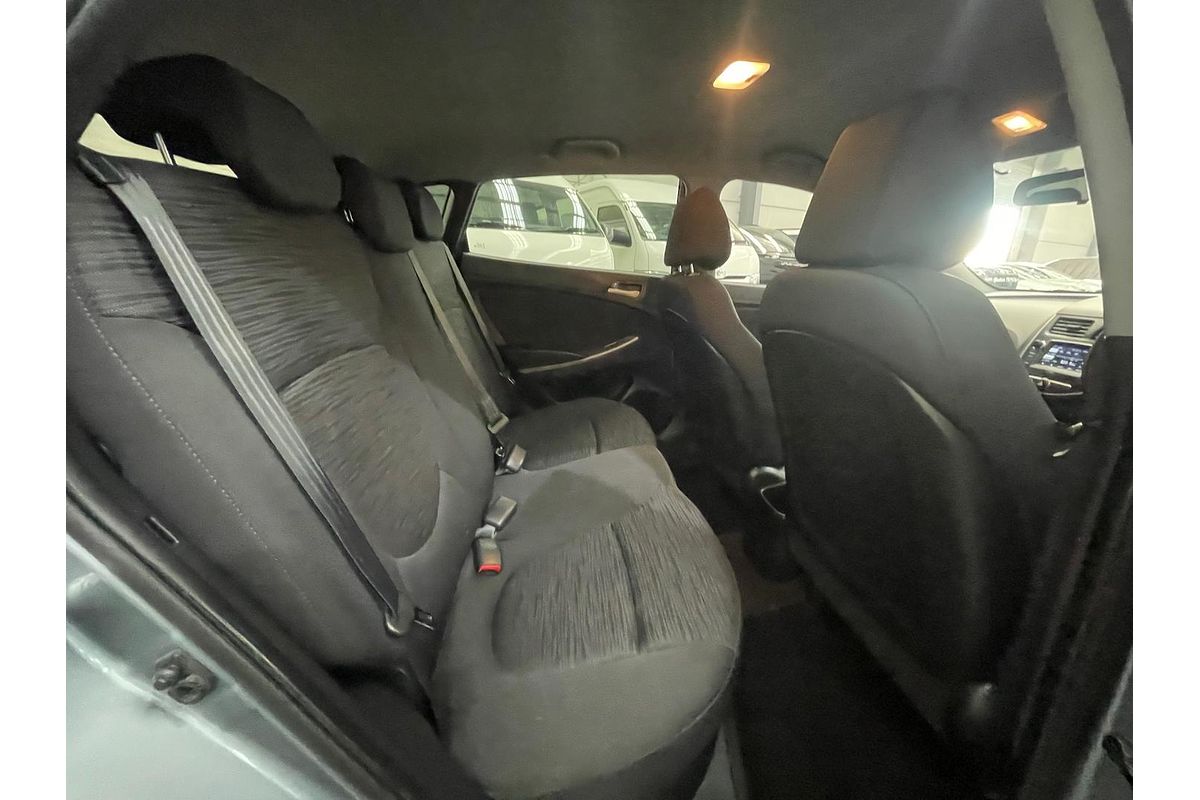 2017 Hyundai Accent Sport RB5