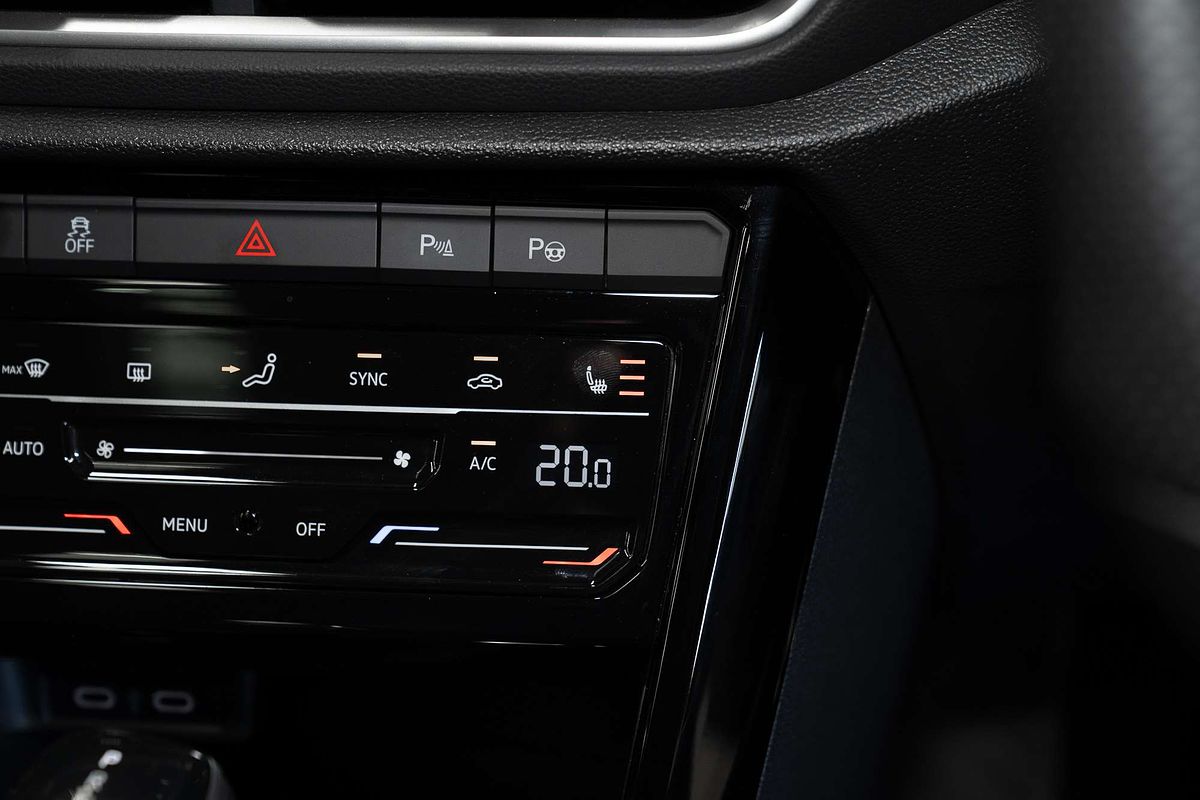 2022 Volkswagen T-Roc R D11